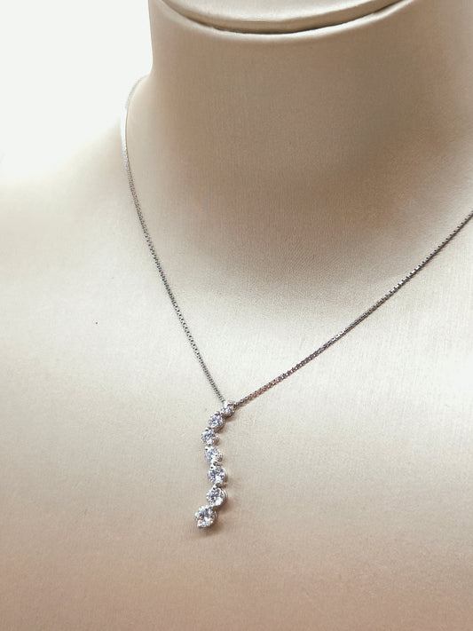 Girocollo Girocollo in oro bianco con diamanti scalati - Gioielli Pavan