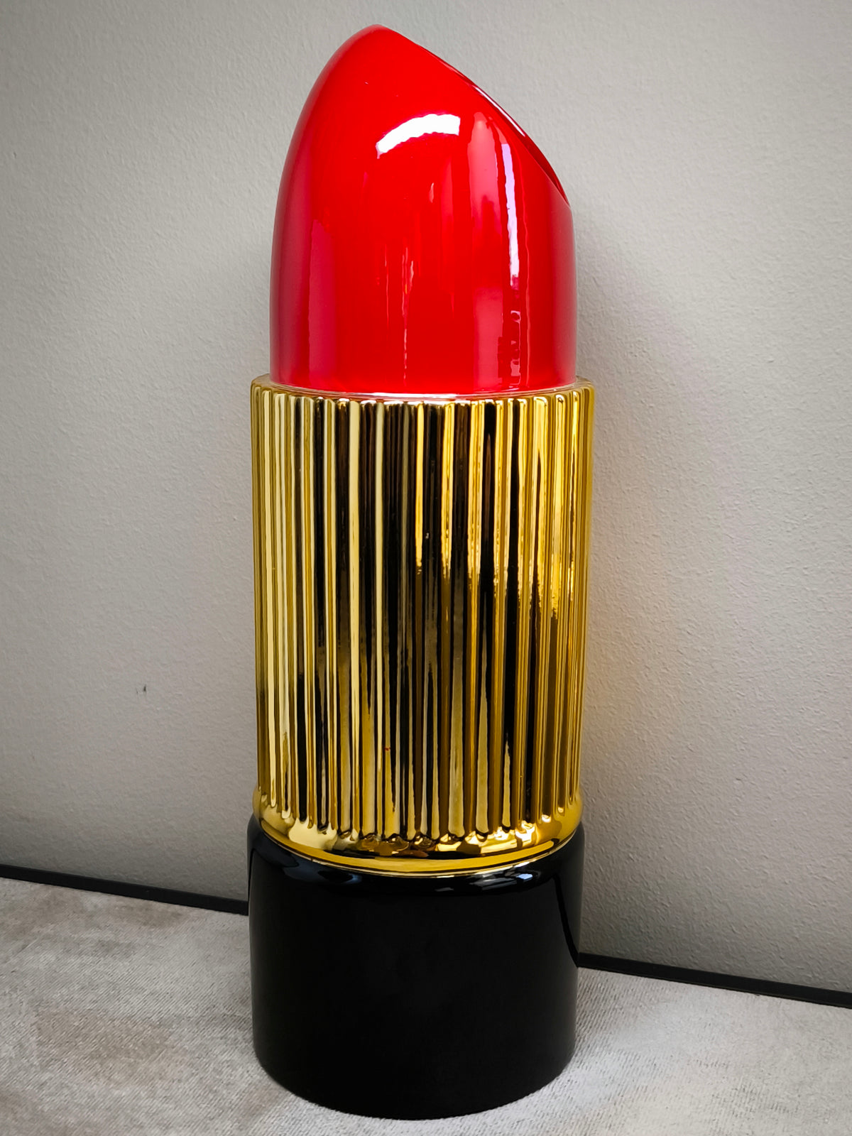Rossetto Pop-art porta oggetti grande edizione limitata - N⁰132 - Gioielli Pavan