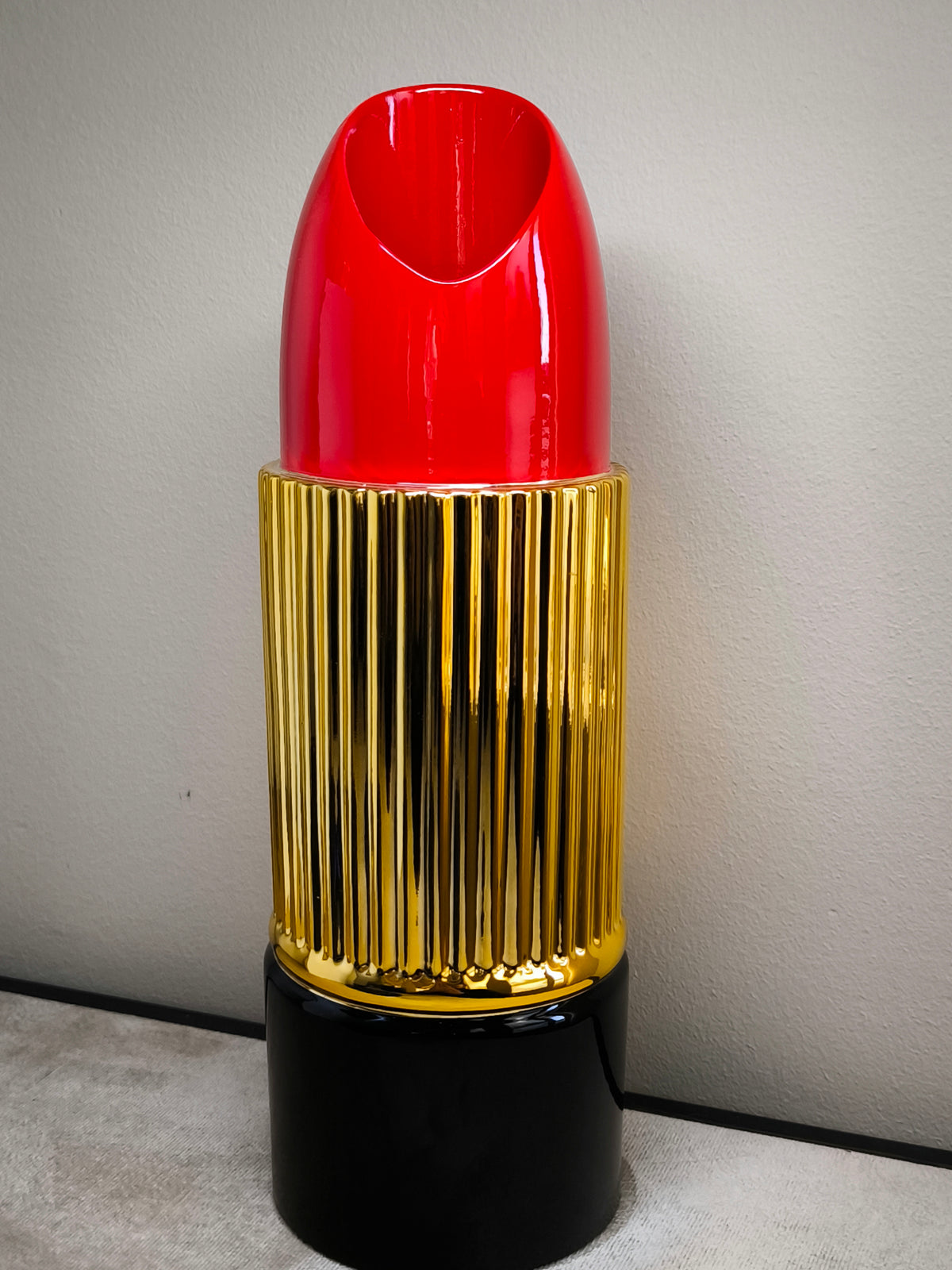Rossetto Pop-art porta oggetti grande edizione limitata - N⁰132 - Gioielli Pavan