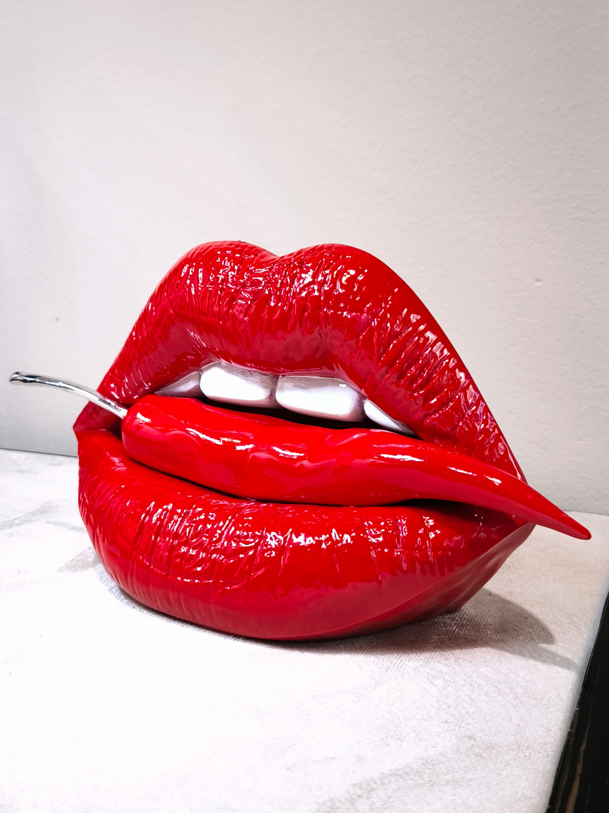 Bocca Pop-Art rossa con peperoncino - Gioielli Pavan