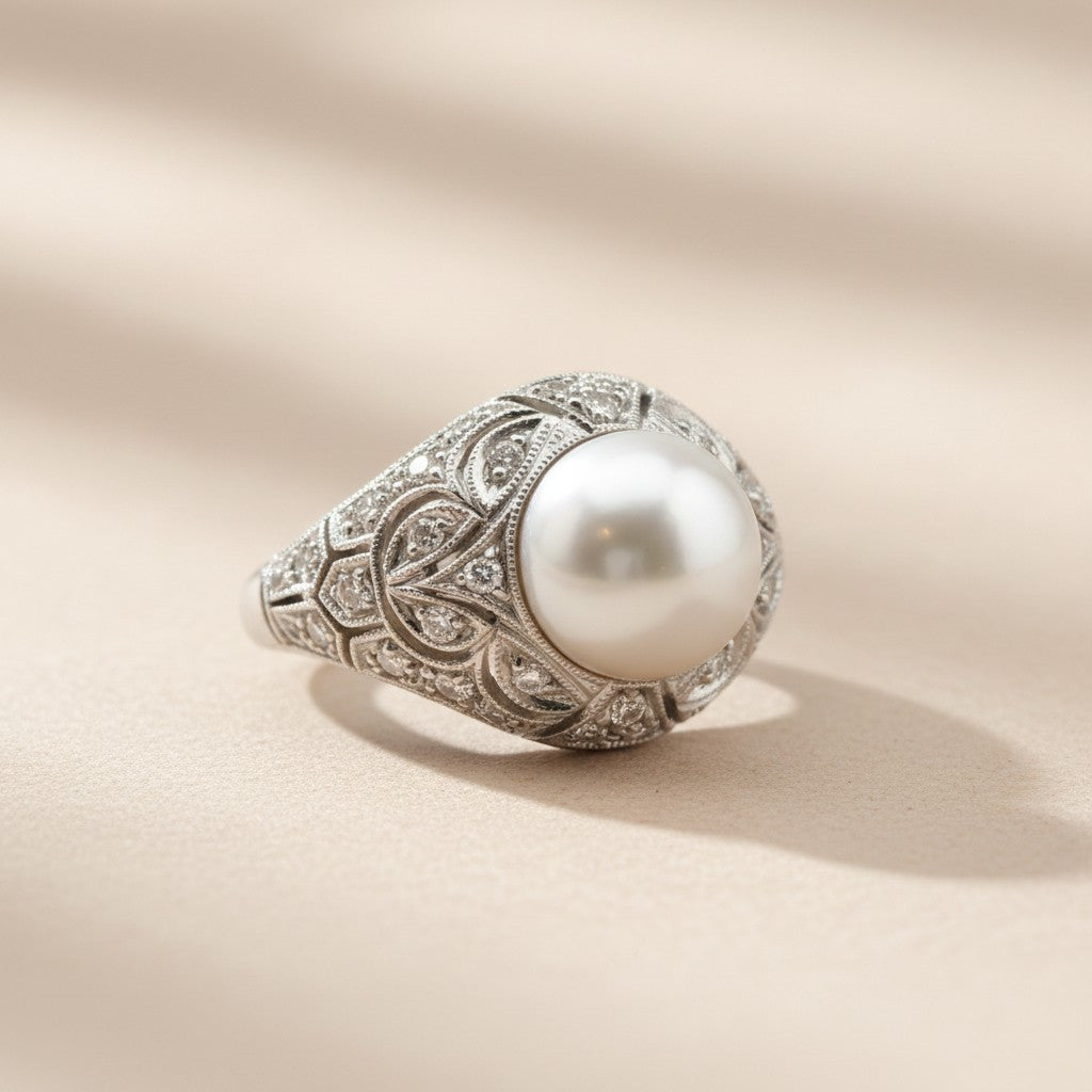 Anello in oro 18 kt con perla giapponese e diamanti - Gioielli Pavan
