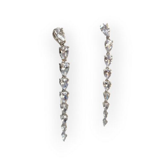 Orecchini Orecchini pendenti con zirconie a goccia a scalare - Gioielli Pavan