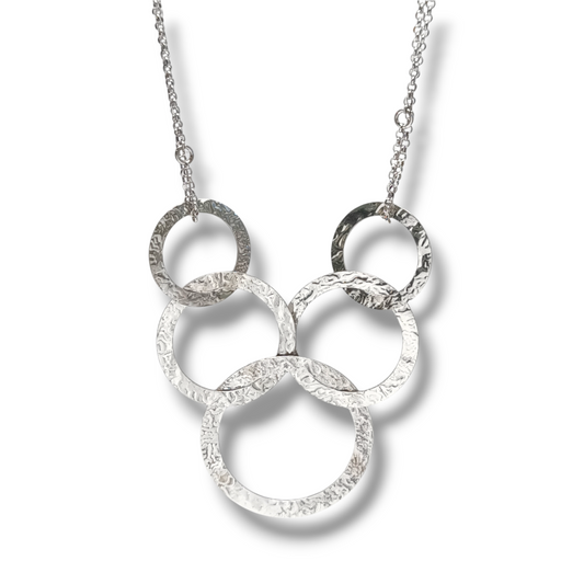 Collane collana lunga in argento cerchi martellati - Gioielli Pavan