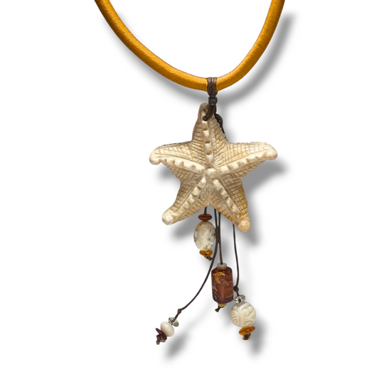 Collane Collana unica realizzata a mano conchiglia con opale e ambra - Gioielli Pavan
