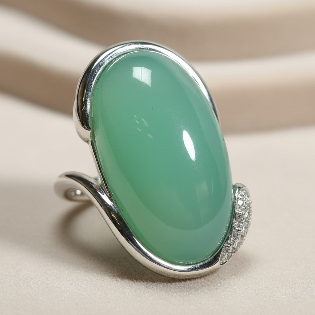Anello in oro bianco 18kt con calcedonio e diamanti naturali - Gioielli Pavan