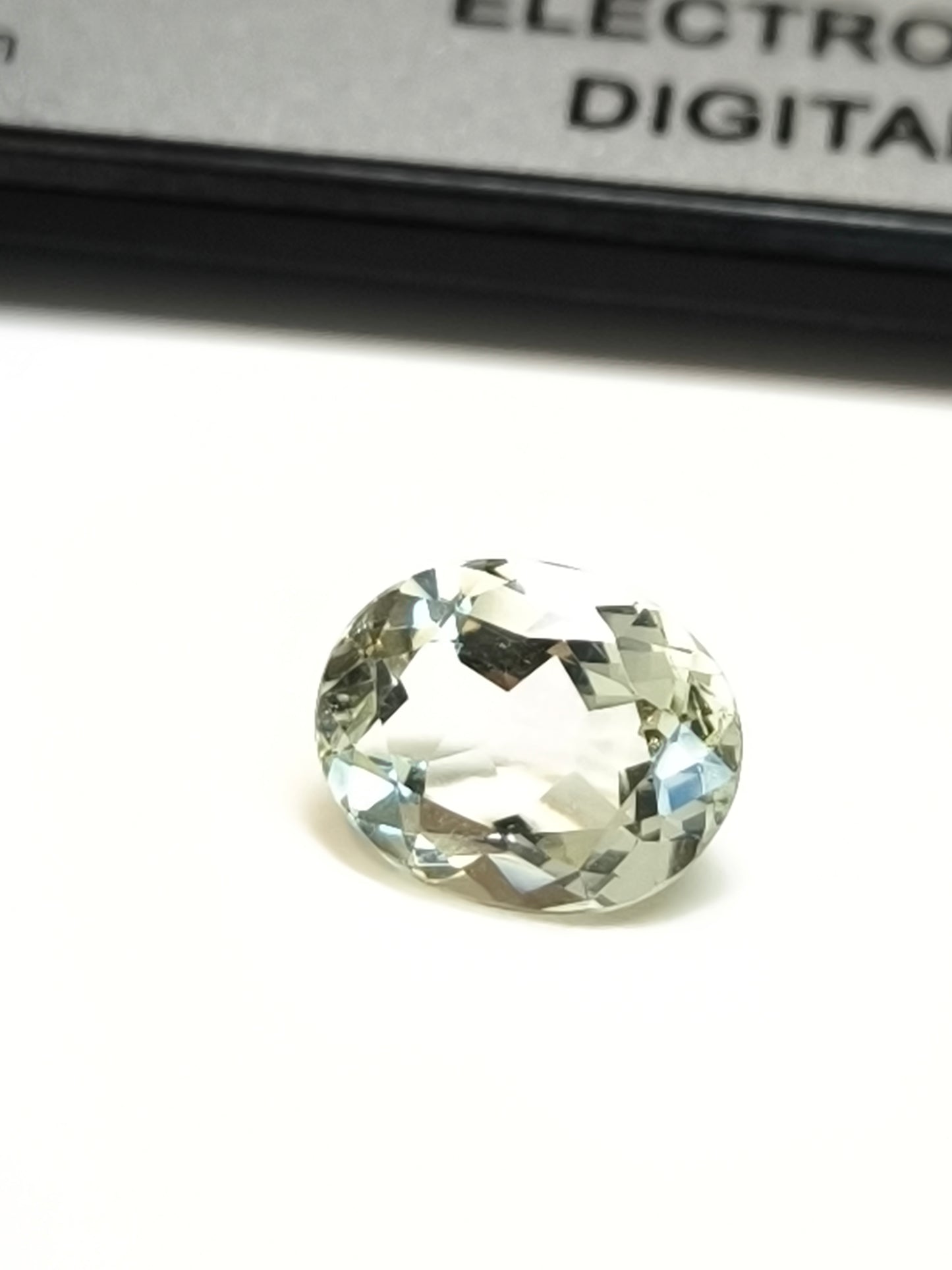 gemme Berillo Eliodoro ovale 3,92ct - Gioielli Pavan