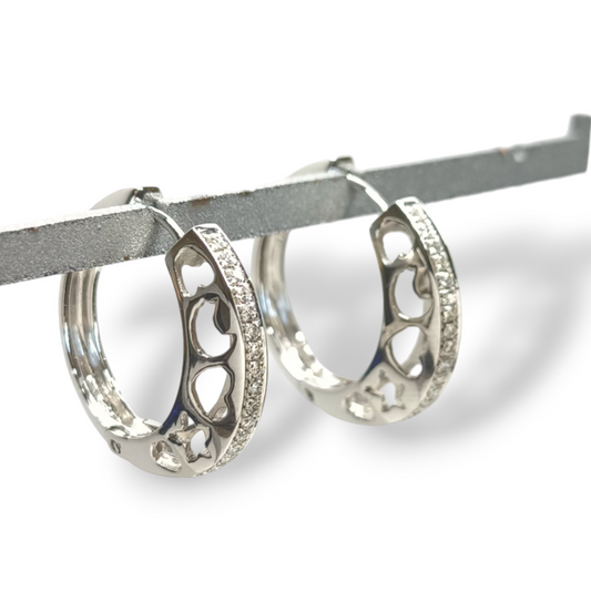 Orecchini Orecchini in oro con diamanti 0,30ct e trafori fantasia - Gioielli Pavan