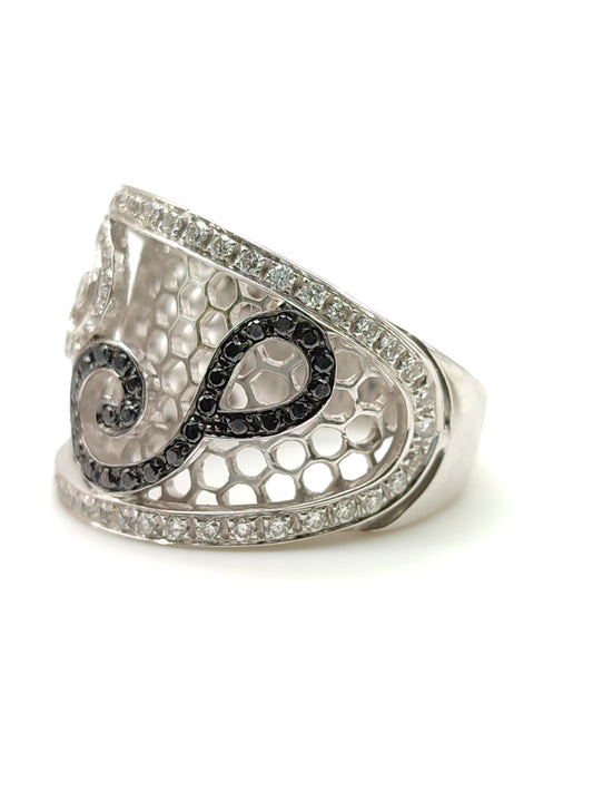 Anello Anello in oro bianco con diamanti incolore e neri - Gioielli Pavan