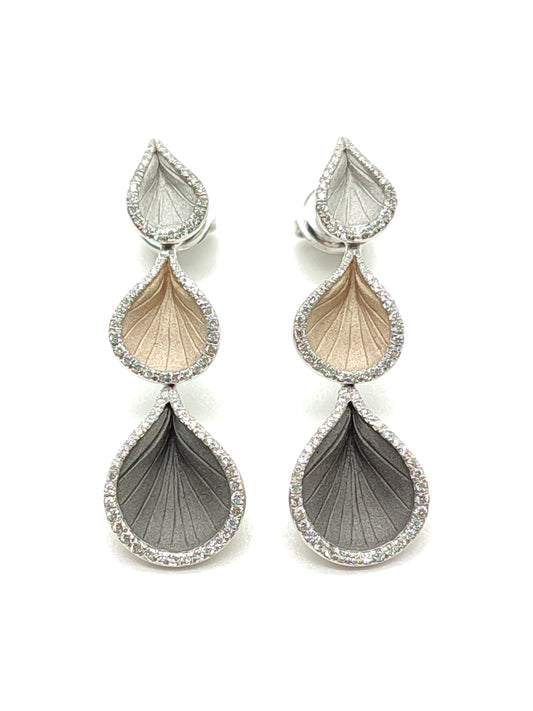 Orecchini Orecchini Goccia in oro con diamanti Cammilli - Gioielli Pavan