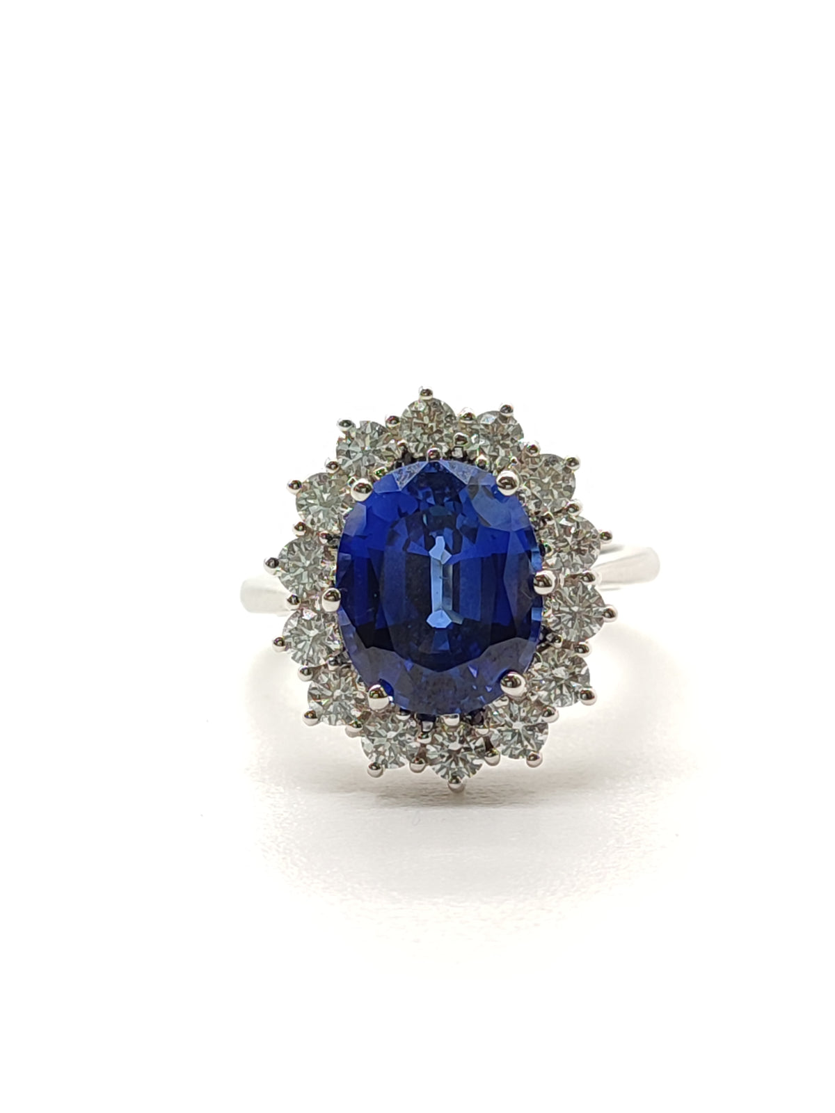 Anello solitario in oro con zaffiro creato e diamanti - Gioielli Pavan