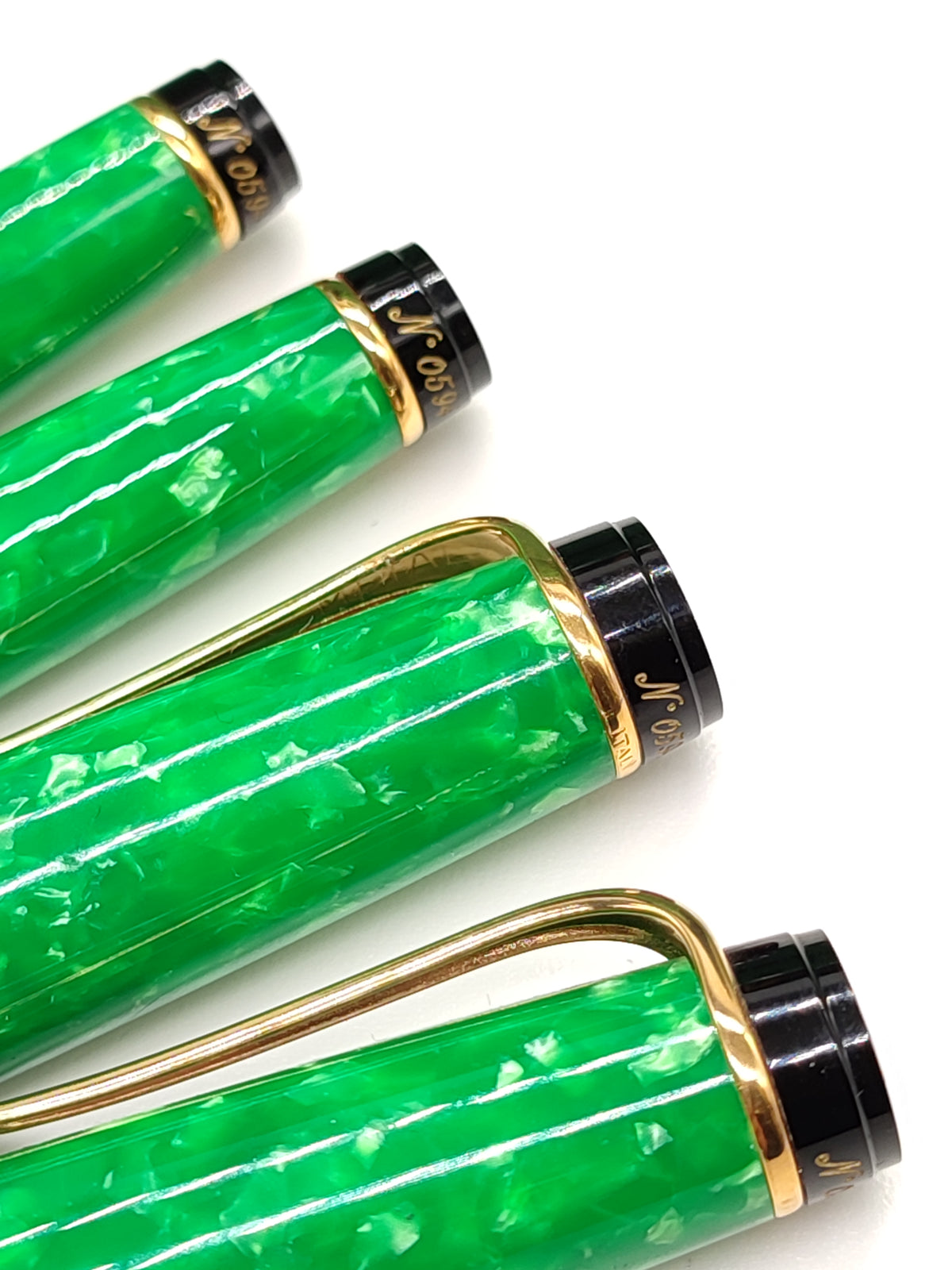 Cofanetto Penne Aurora Primavera Limited Edition - Oro 750 e Smalto Verde - Gioielli Pavan
