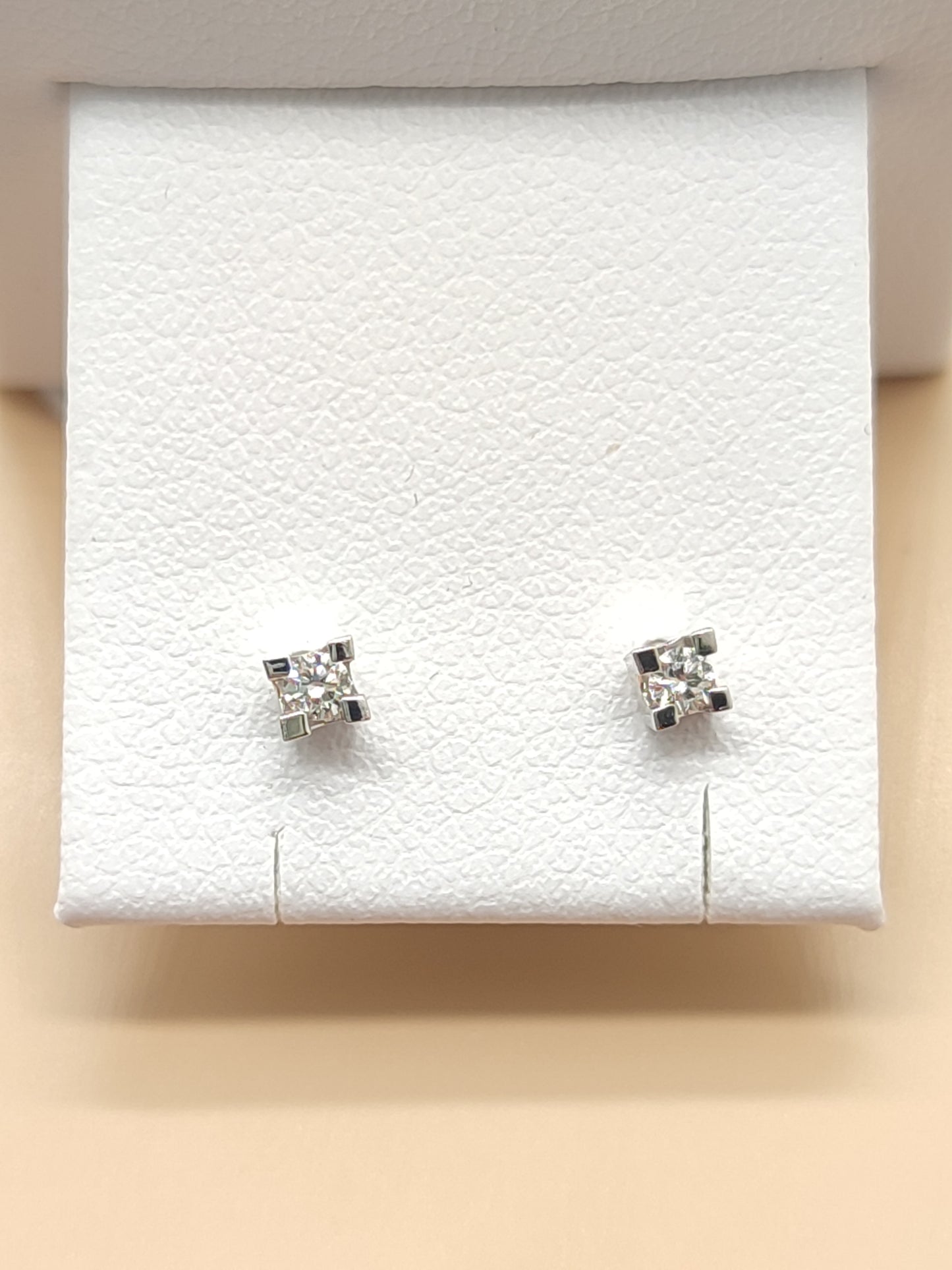 Orecchini Orecchini in oro punto luce con diamanti - Gioielli Pavan