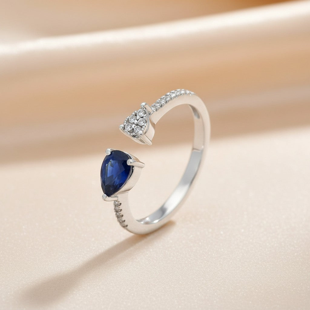 Anello in Oro Bianco 9k con Diamanti e Zaffiro