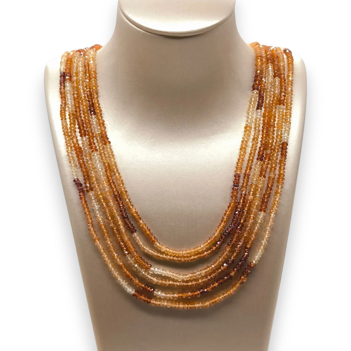 Collana lunga in oro giallo 18 kt con grossularia - Gioielli Pavan