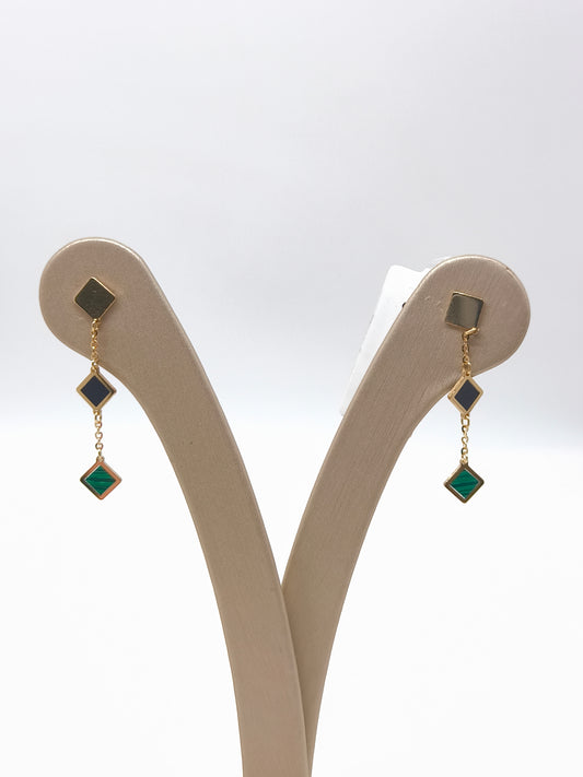 Gold earrings with semiprecious stones