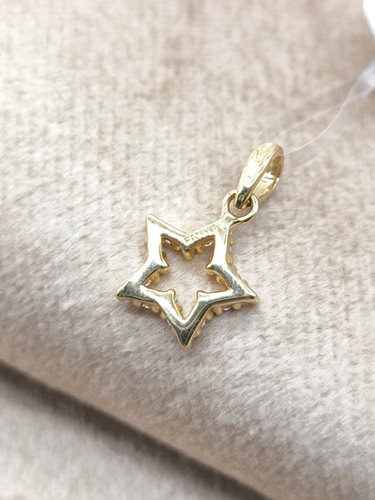 Gold star pendant