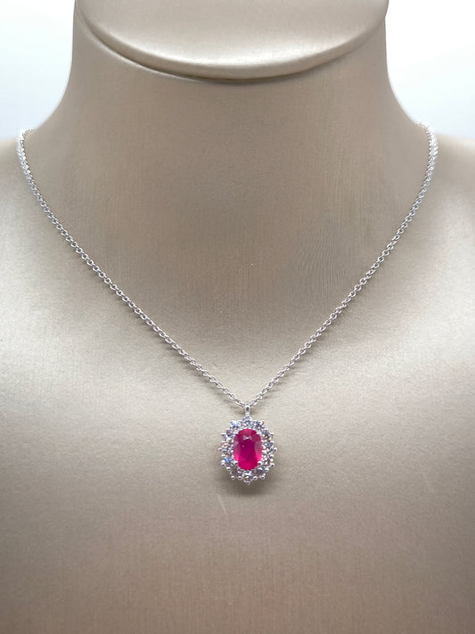 Gold necklace with ruby ​​and diamonds
