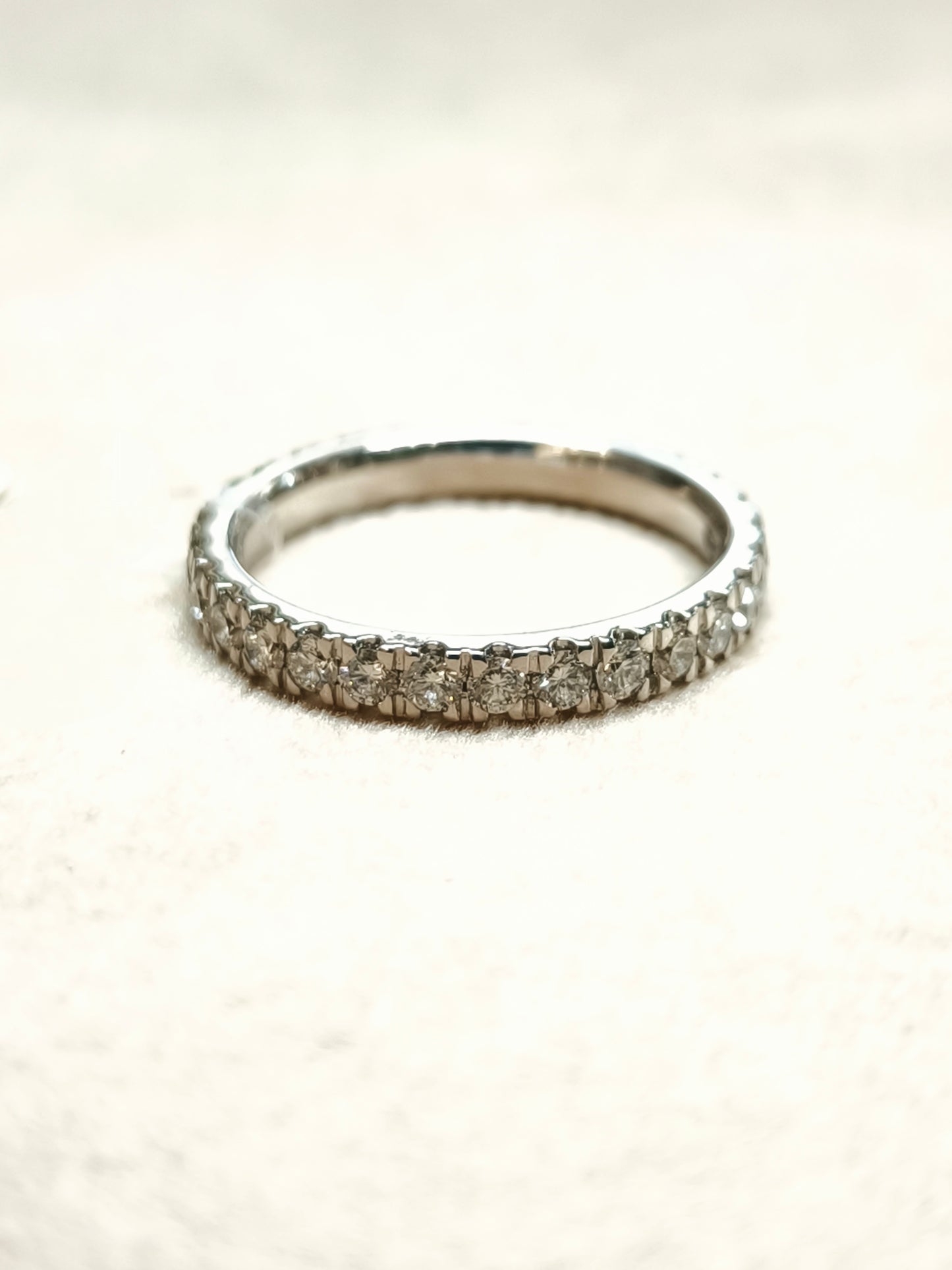 Complete wedding band ring in gold with 1.00ct diamonds