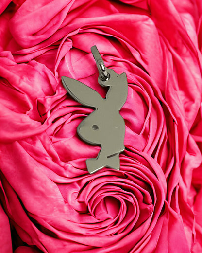 White gold play-boy bunny pendant