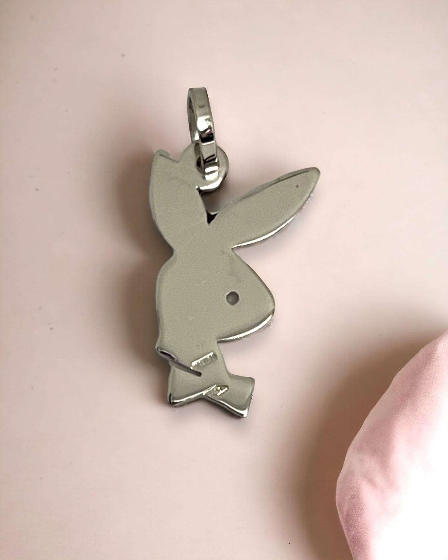 White gold play-boy bunny pendant