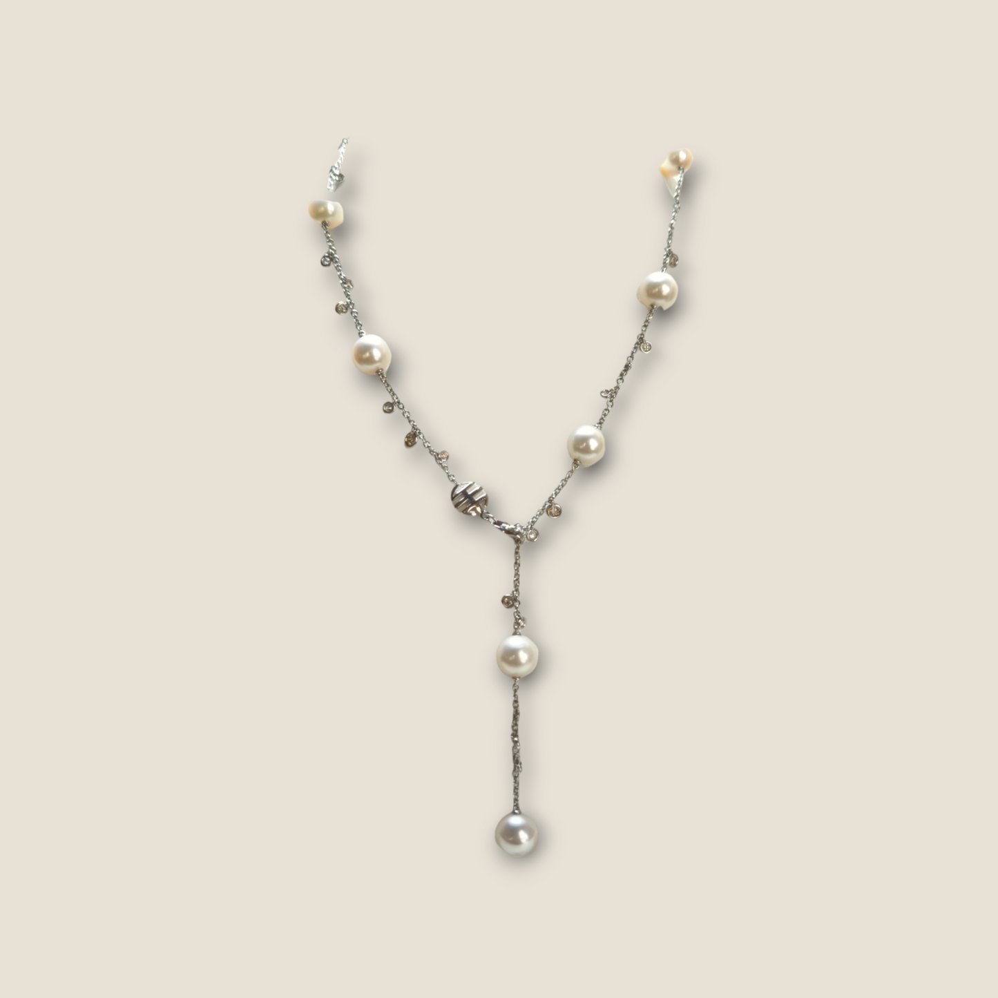 MiMì - White gold necklace with diamonds and pearls