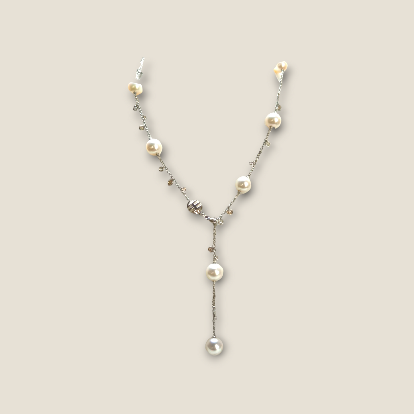 MiMì - White gold necklace with diamonds and pearls