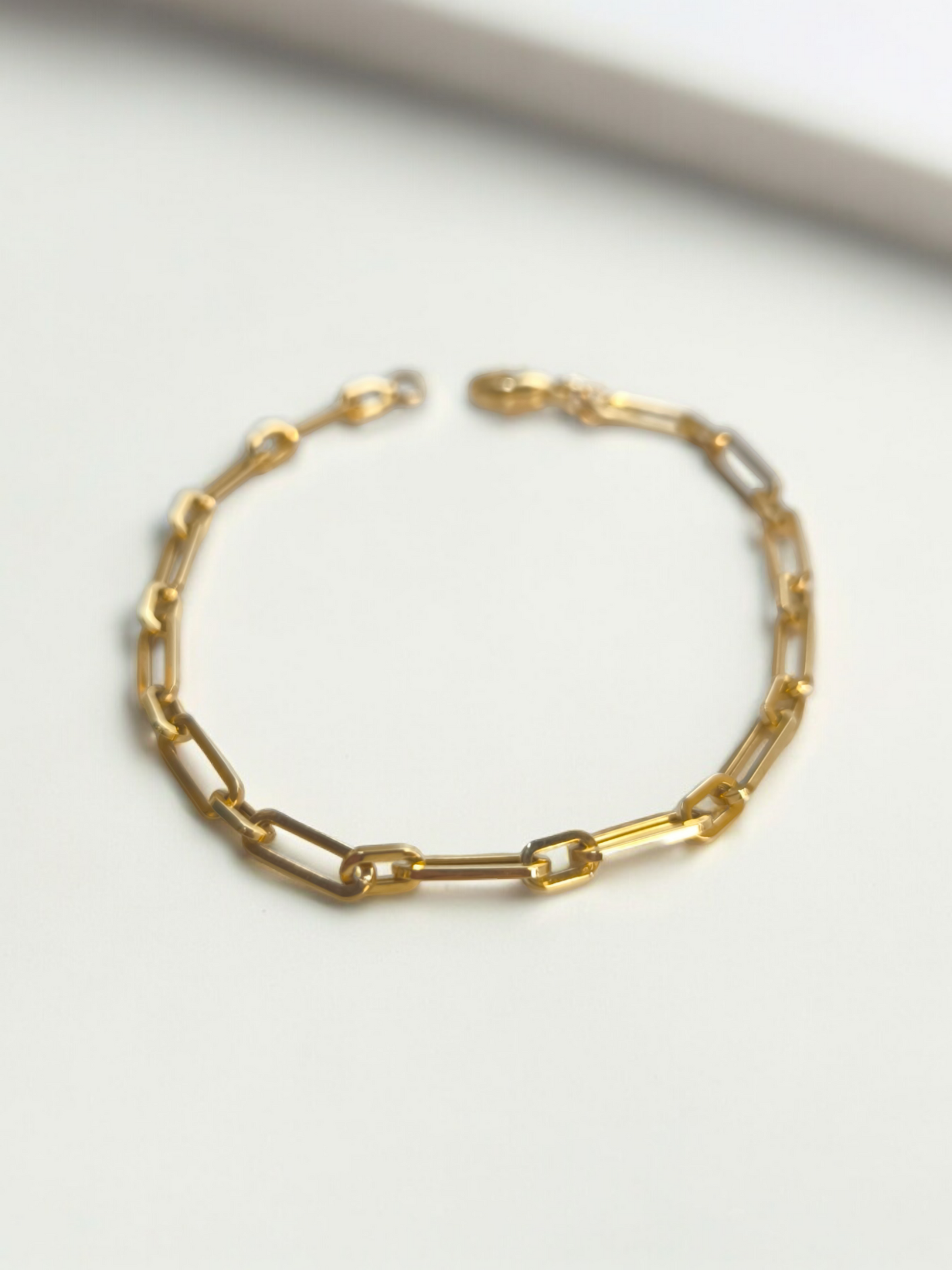 Paperlink gold bracelet