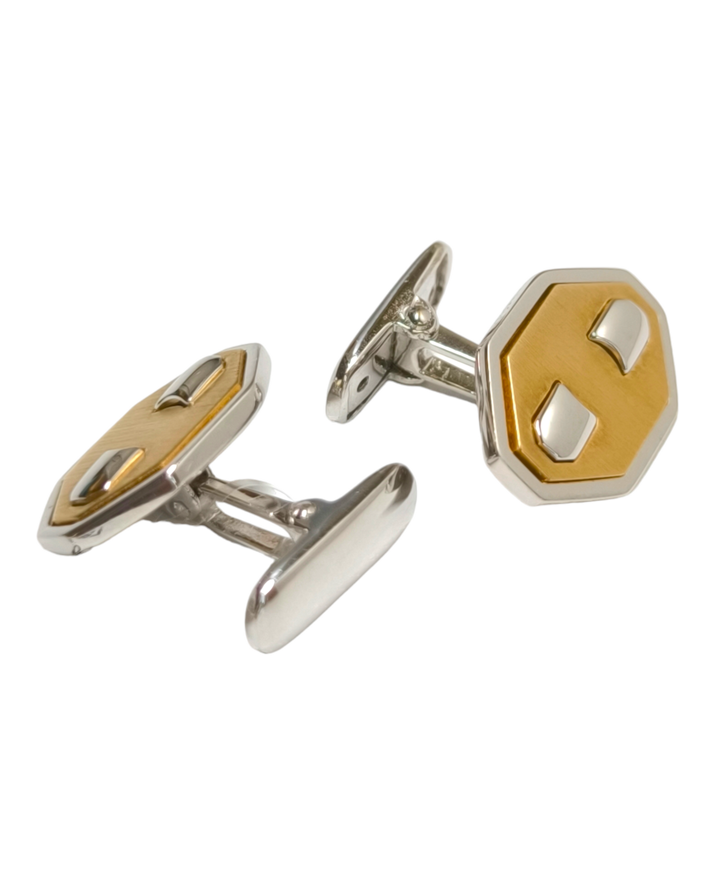 Cufflinks in yellow and white gold