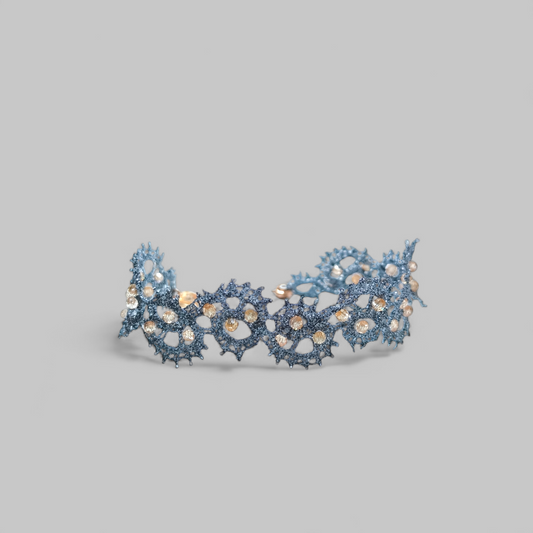 Bracelet in Cantù lace and semi-precious stones