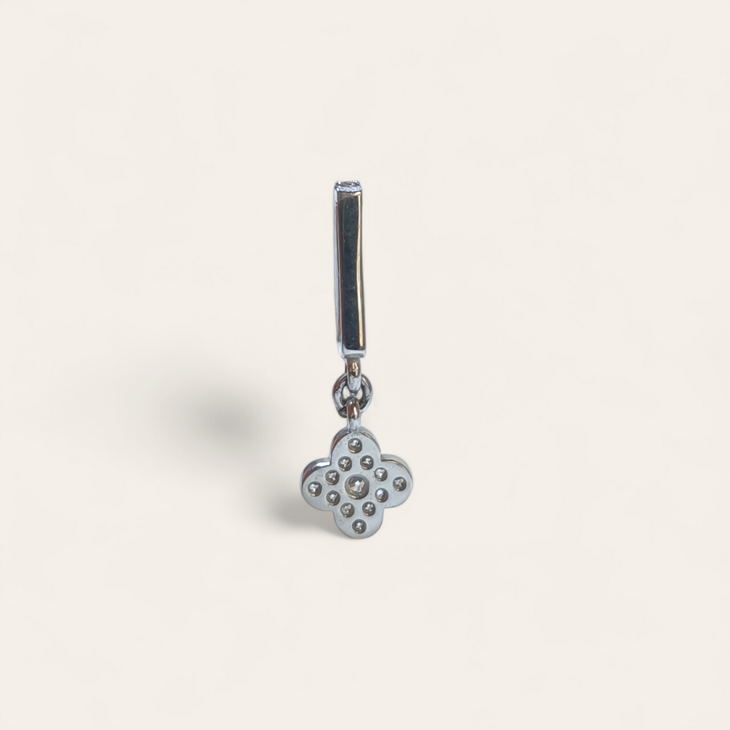 Silver Pendant - Pendant flower with zircons 