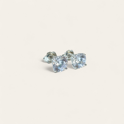 Orecchini in argento a punto luce 1,5 ct