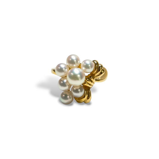 Mikimoto - Gold bow ring with Japanese pearls