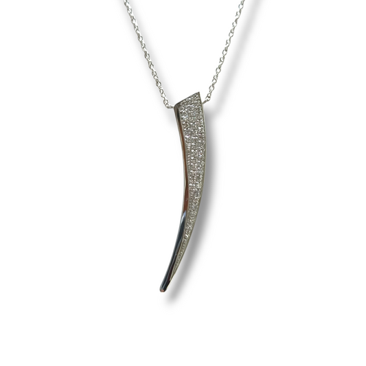 White gold necklace with diamonds