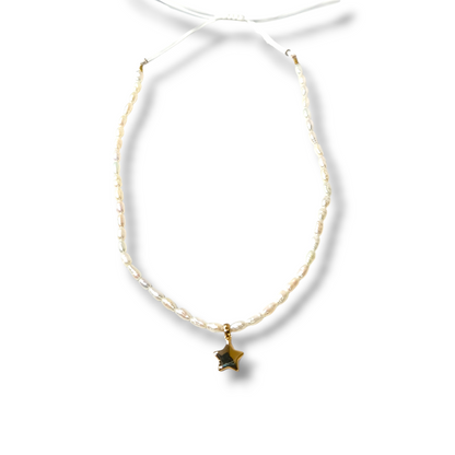 Star choker in gold and pearls