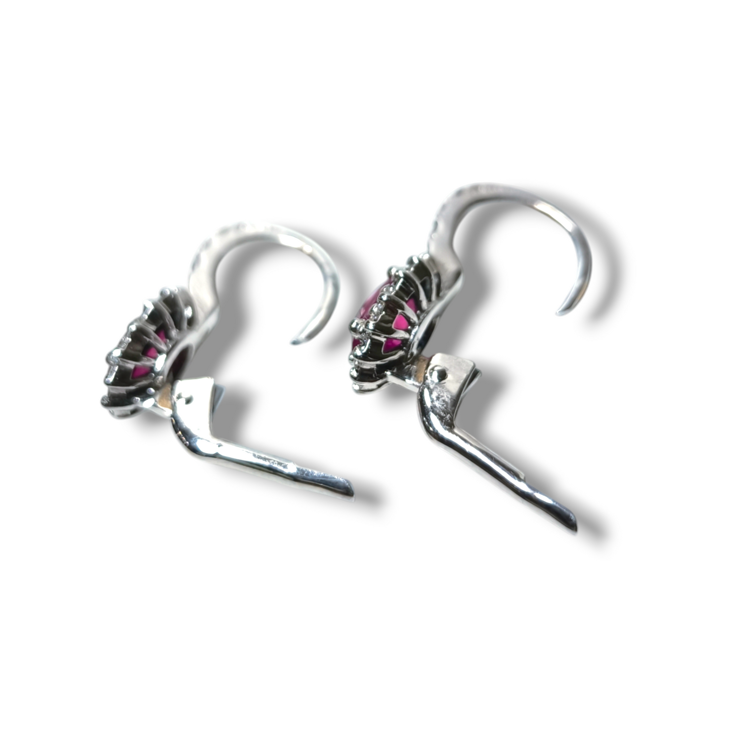 Gold earrings with diamonds and rubies