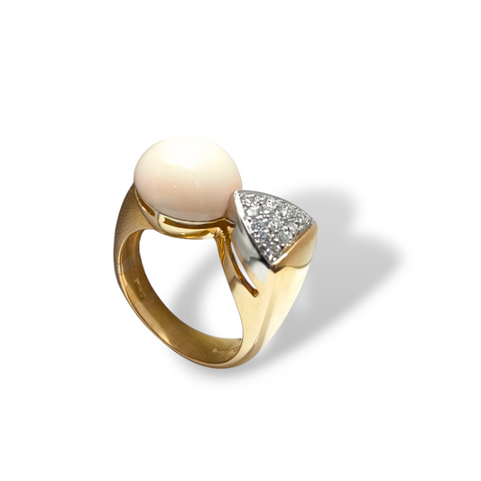 Anello Anello in oro con corallo rosa e diamanti - Gioielli Pavan