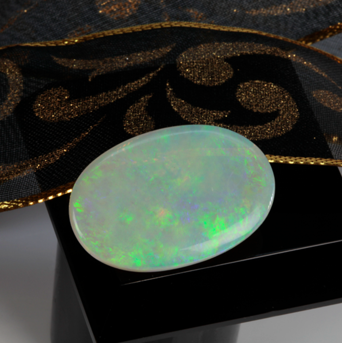 gemme Opale Ovale Australia ct. 30,41 - Gioielli Pavan