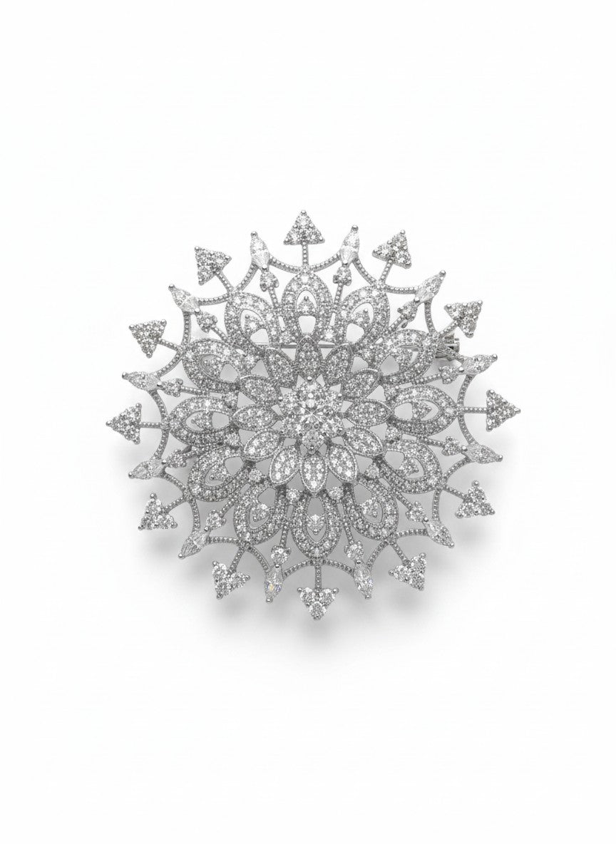 Spilla rinascimentale in argento 925 con zirconi pavé