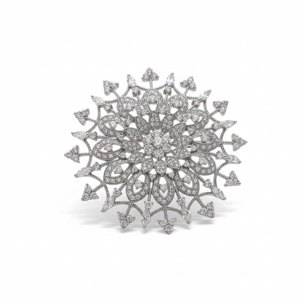 Spilla rinascimentale in argento 925 con zirconi pavé