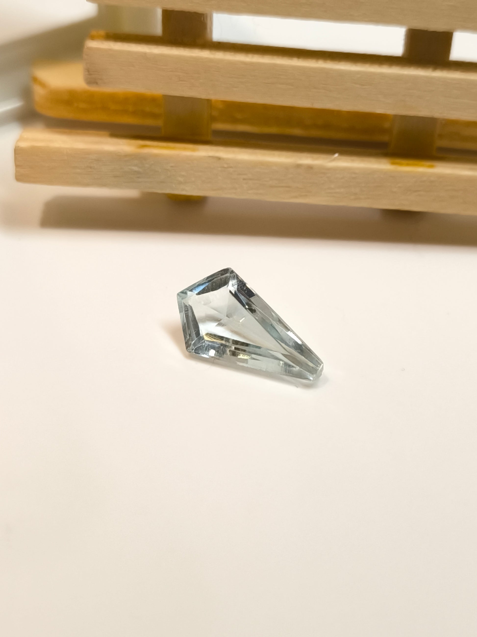 gemme Topazio light blu pentagono 4,57ct - Gioielli Pavan