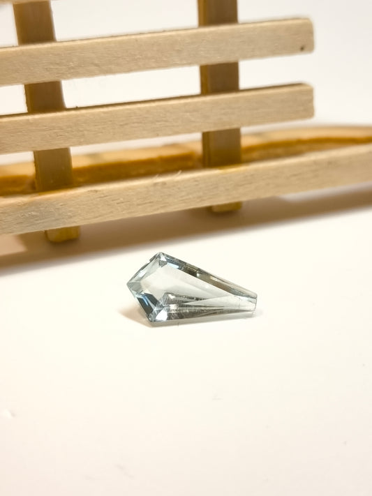 gemme Topazio light blu pentagono 4,57ct - Gioielli Pavan