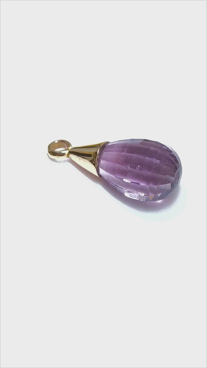 Yellow gold pendant with Amethyst drop