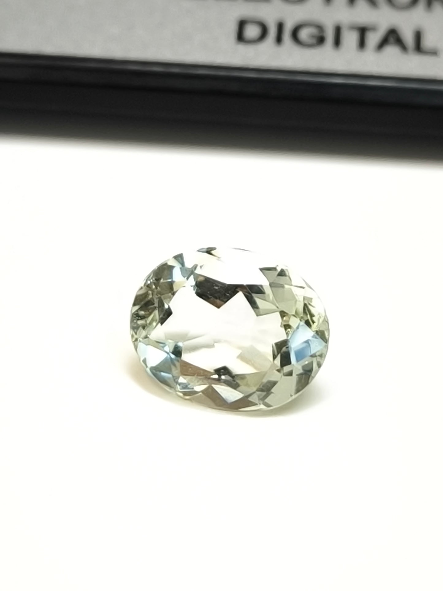 gemme Berillo Eliodoro ovale 3,92ct - Gioielli Pavan