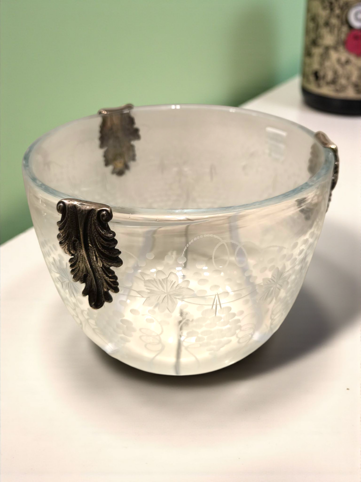 soprammobile Vaso porta oggetti in cristallo con disegni serigrafati e elementi in argento - Gioielli Pavan