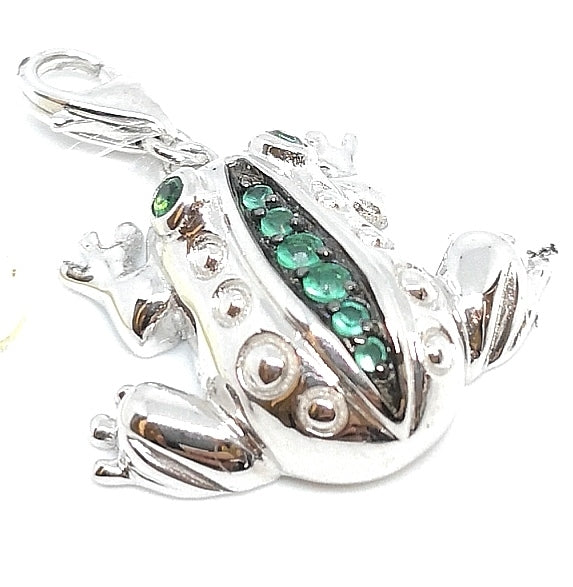 Frog-shaped pendant