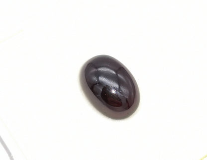 Gioielli Pavan - Granato cabochon ovale naturale