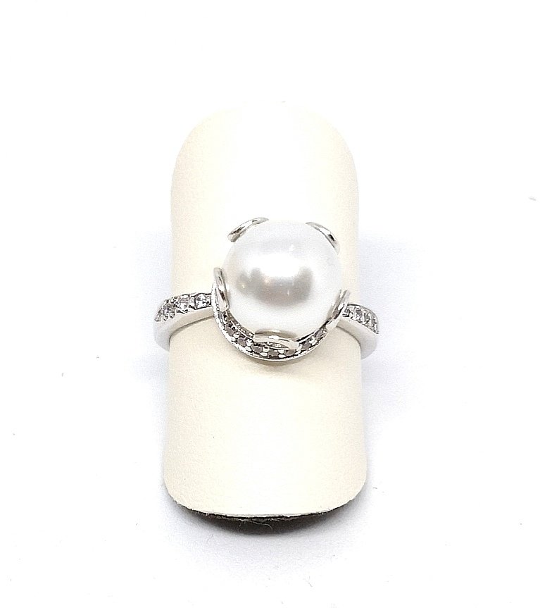 Anello argento con perla e zirconie