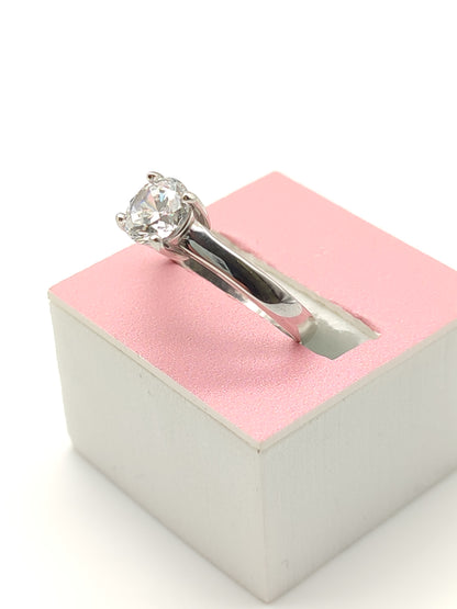 Silver solitaire ring