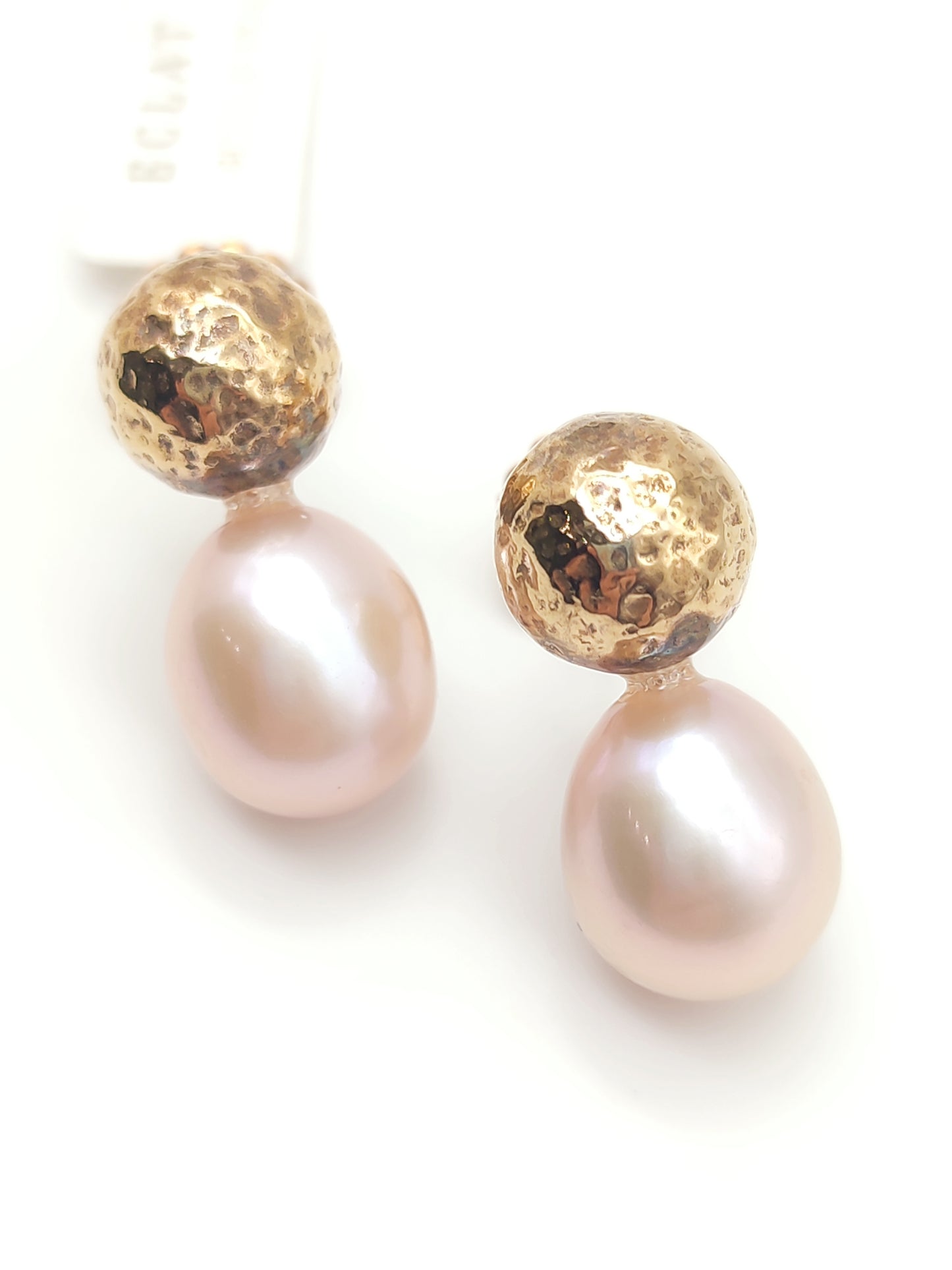 Silver earrings with Eclat pearls