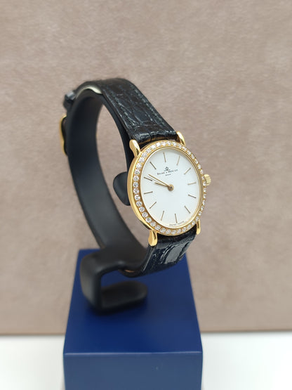 Baume &amp; Mercier - Classic woman in gold with diamonds